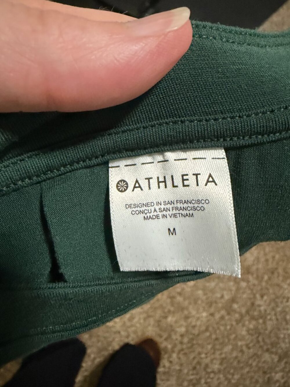 Certified Athleta oversized forest green long sleeve tee Sz M - Picture 4 of 4